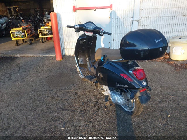 2020 Vespa Primavera50 4vie მანქანა იყიდება აუქციონზე, vin: ZAPCAV6B8L5100076, აუქციონის ნომერი: 39118202