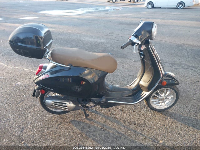 2020 Vespa Primavera50 4vie მანქანა იყიდება აუქციონზე, vin: ZAPCAV6B8L5100076, აუქციონის ნომერი: 39118202