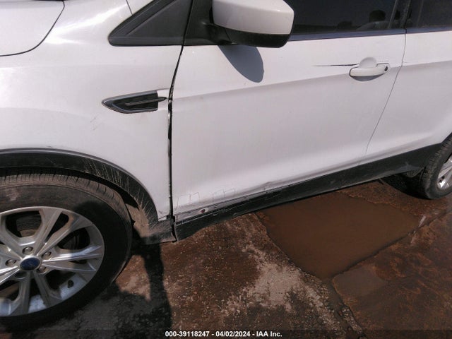 Ford ESCAPE SE 2017 1FMCU0GD7HUB15219 Image 6