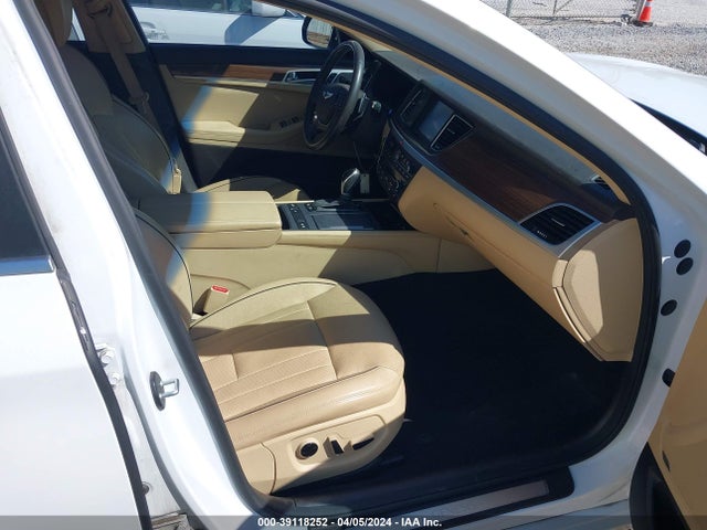 Hyundai Genesis 3.8 2016 KMHGN4JE0GU111633 Image 5
