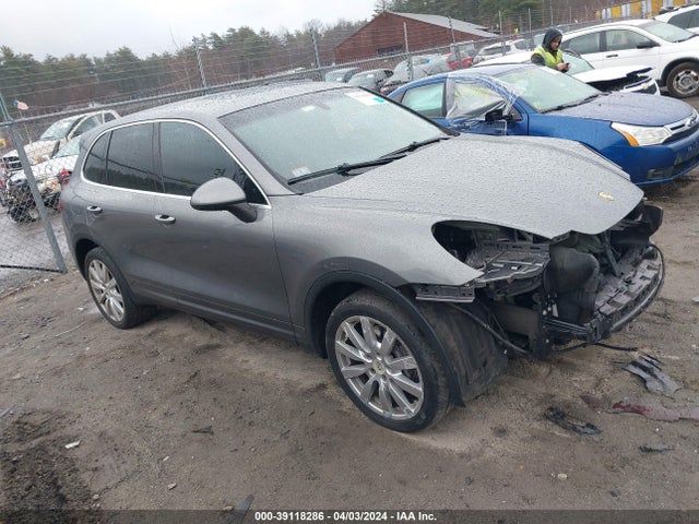 2011 PORSCHE CAYENNE WP1AA2A27BLA08965 Photo 0