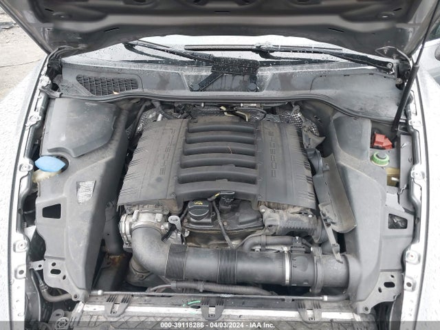 2011 PORSCHE CAYENNE WP1AA2A27BLA08965 Photo 9