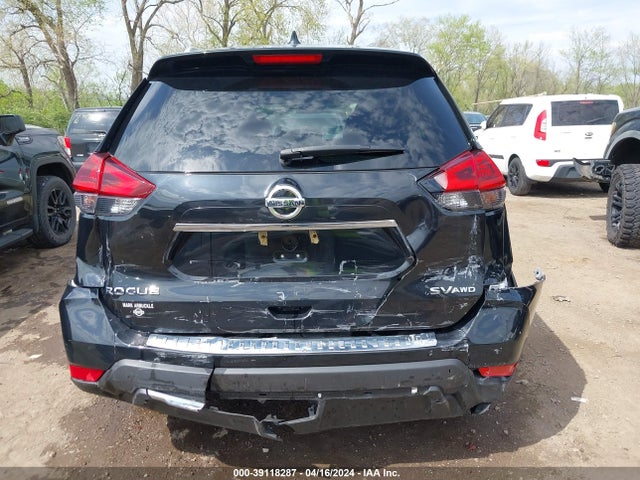 Nissan ROGUE SV 2018 5N1AT2MV9JC815709 Image 16