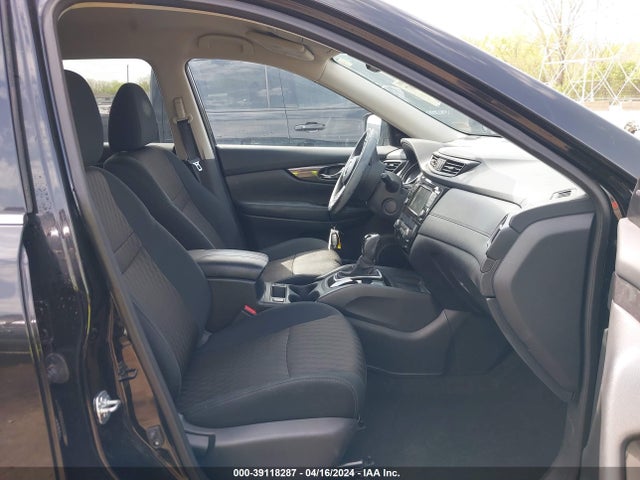 Nissan ROGUE SV 2018 5N1AT2MV9JC815709 Image 5