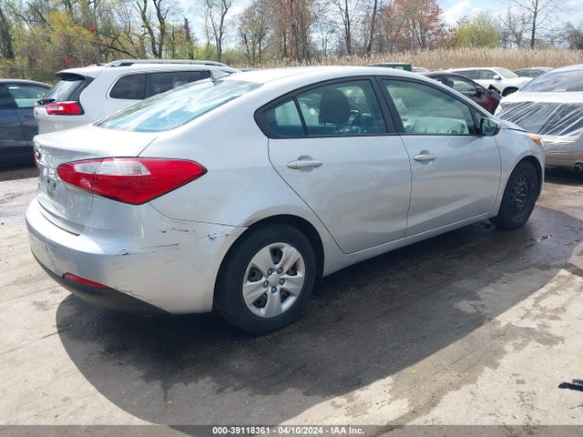 KIA FORTE LX 2015 KNAFX4A67F5358611 Image 4