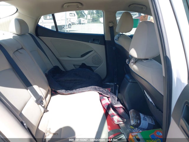 KIA Optima Lx 2015 5XXGM4A77FG475397 Image 8