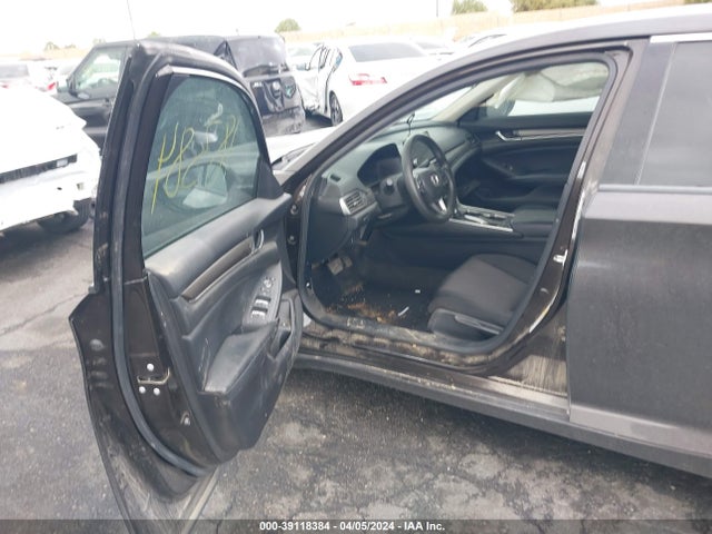 Honda ACCORD LX 2018 1HGCV1F12JA077812 Image 5
