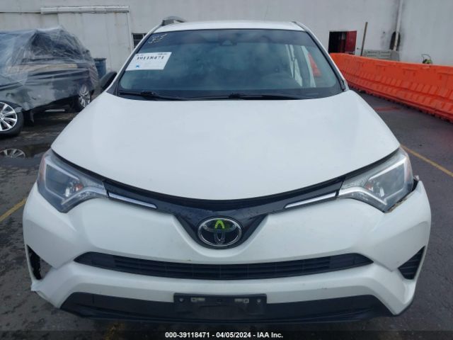 JTMZFREV9HJ131433 Toyota RAV4 LE