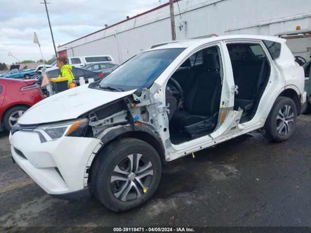 JTMZFREV9HJ131433 Toyota RAV4 LE