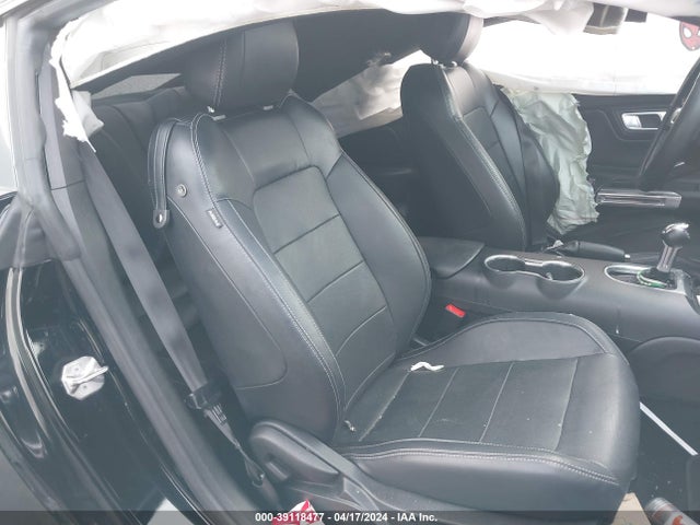 Ford Mustang Ecoboost Premium 2019 1FA6P8TH5K5135055 Image 18