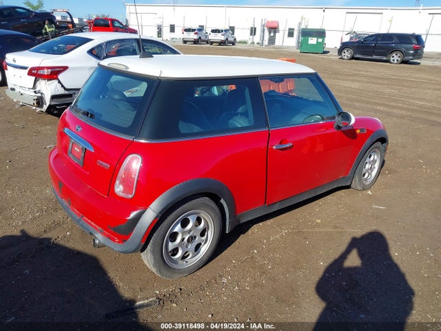 2005 MINI COOPER WMWRC33445TJ64689 Photo 3