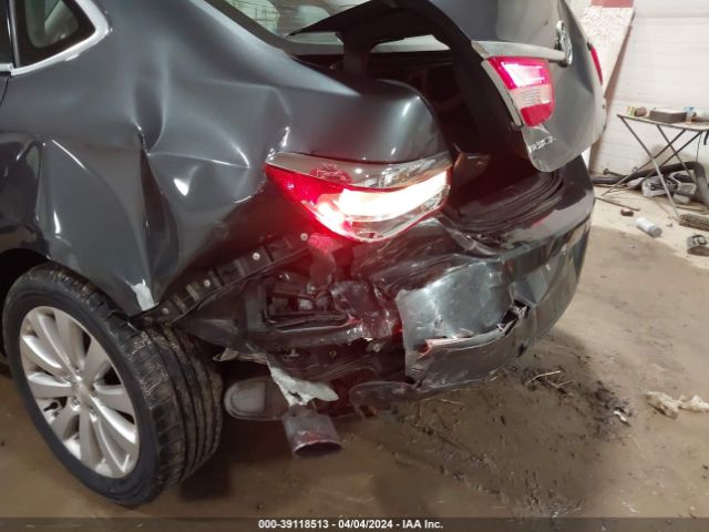 1G4PP5SK8G4121055 Buick Verano