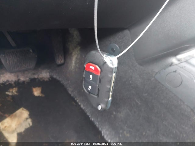 1C4GJXAN5MW777825 Jeep Wrangler Sport S 4x4