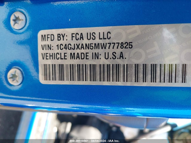 1C4GJXAN5MW777825 Jeep Wrangler Sport S 4x4