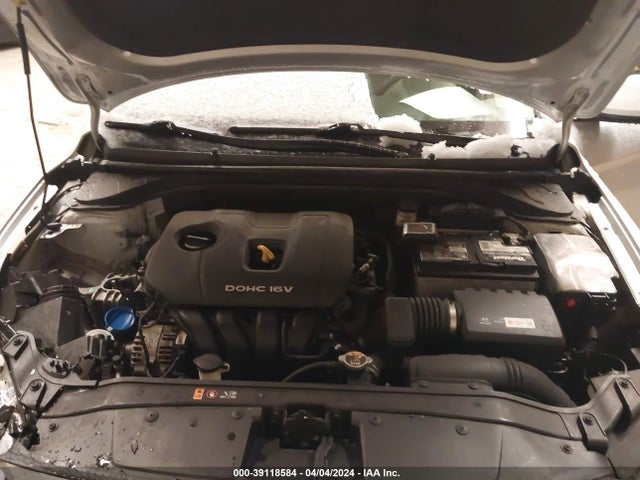 Hyundai Elantra Value Edition 2018 5NPD84LF2JH386264 Image 10