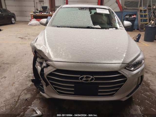 Hyundai Elantra Value Edition 2018 5NPD84LF2JH386264 Image 12