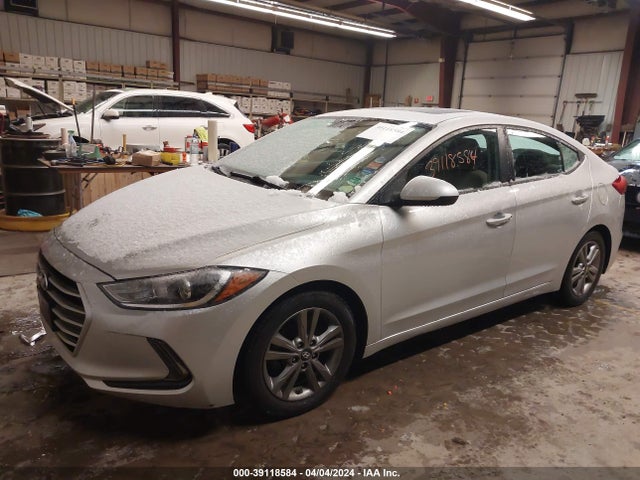 Hyundai Elantra Value Edition 2018 5NPD84LF2JH386264 Image 2