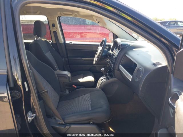 1C4NJDBB0ED854852 Jeep Compass Sport