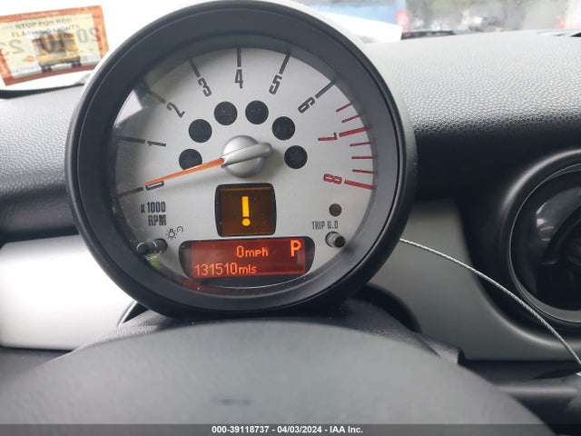 2011 MINI COOPER WMWSU3C58BT097971 Photo 6
