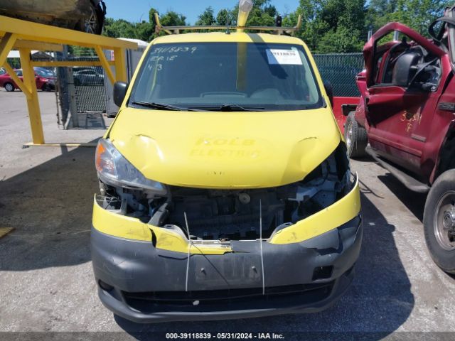 3N6CM0KN9KK696991 Nissan Nv200 S
