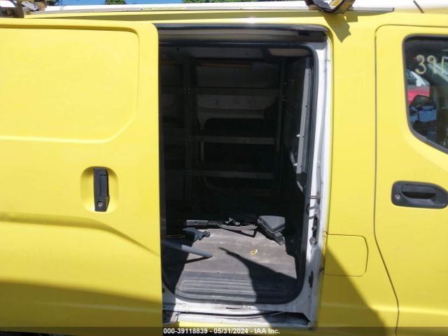 3N6CM0KN9KK696991 Nissan Nv200 S