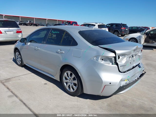 Toyota COROLLA LE 2022 5YFEPMAE8NP376722 Image 3