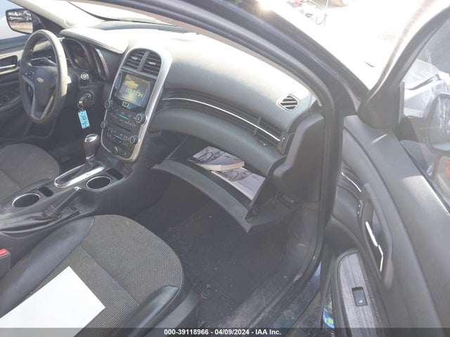 Chevrolet MALIBU 1LT 2015 1G11C5SL9FF331061 Image 5