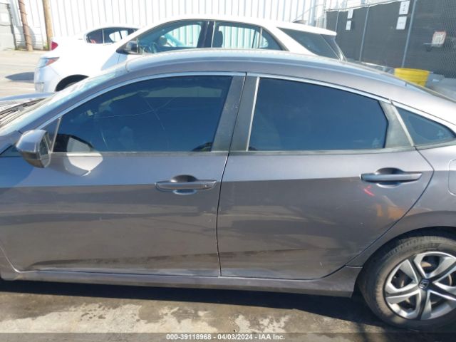 2HGFC2F50JH540513 Honda Civic Lx