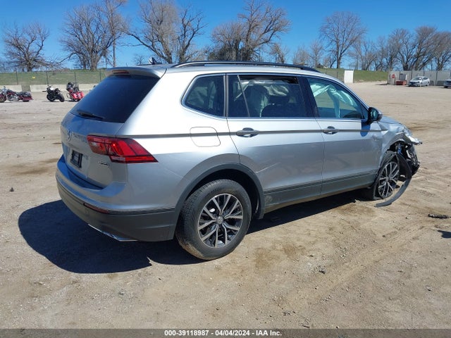 3VV2B7AX0KM182341 Volkswagen Tiguan 2.0t Se/2.0t Sel/2.0t Sel R-line/2.0t Sel R-line Black