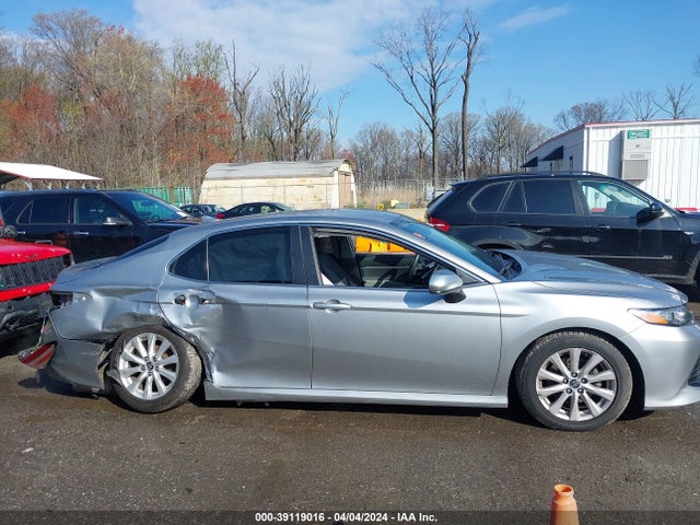 Toyota CAMRY LE 2019 4T1B11HK3KU785915 Image 14