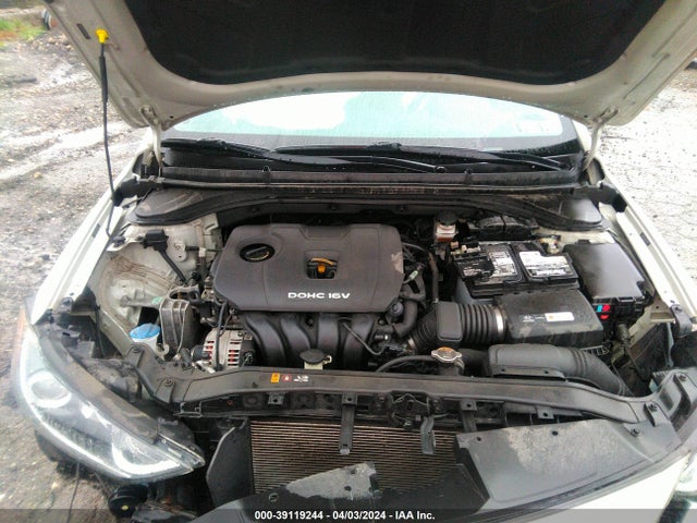 Hyundai Elantra Value Edition 2017 5NPD84LF9HH143917 Image 10