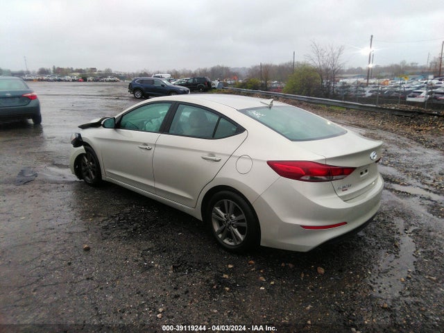 Hyundai Elantra Value Edition 2017 5NPD84LF9HH143917 Image 3