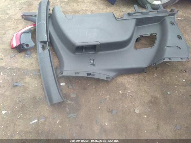 Chevrolet Traverse Ls 2019 1GNERFKW5KJ223669 Image 12
