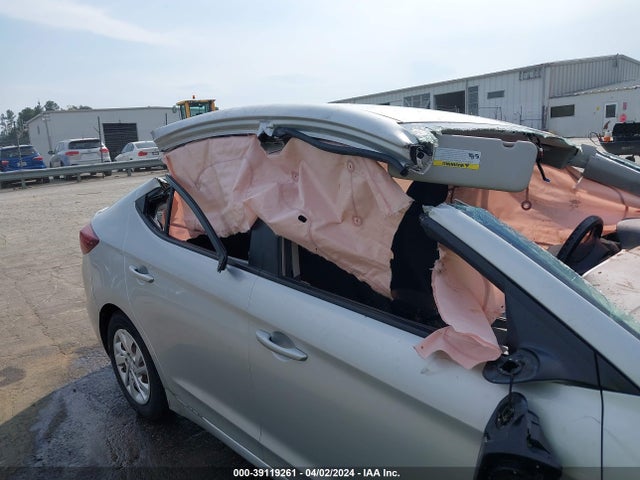 Hyundai ELANTRA SE 2020 5NPD74LF2LH499850 Image 6