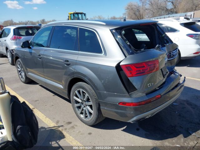 WA1LHAF70KD044022 Audi Q7 45 Premium