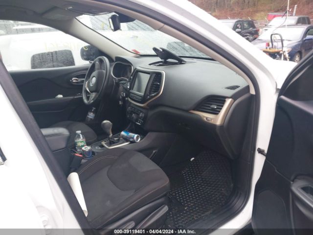 1C4PJMCB2GW162946 Jeep Cherokee Latitude