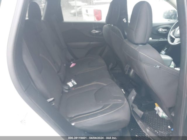 1C4PJMCB2GW162946 Jeep Cherokee Latitude