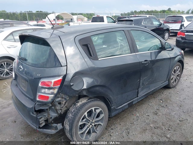 1G1JD6SH0J4106837 Chevrolet Sonic Lt Auto