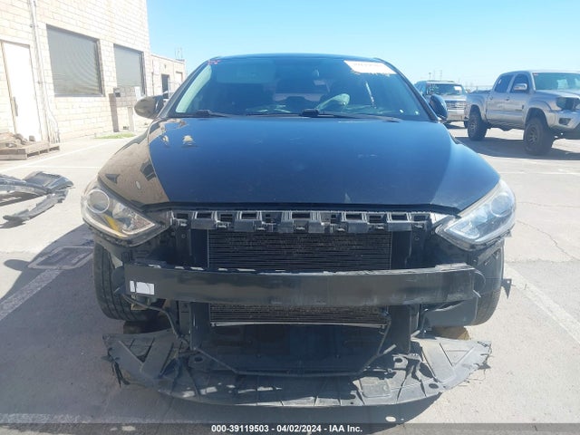 Hyundai ELANTRA SEL 2018 5NPD84LF1JH219216 Image 13