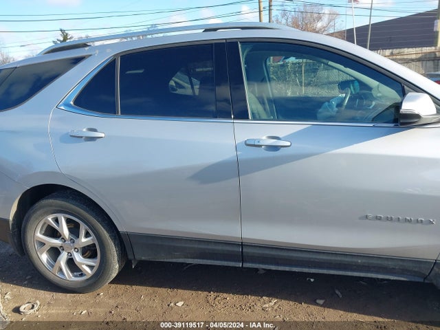 Chevrolet EQUINOX LT 2018 2GNAXKEX8J6293227 Image 13