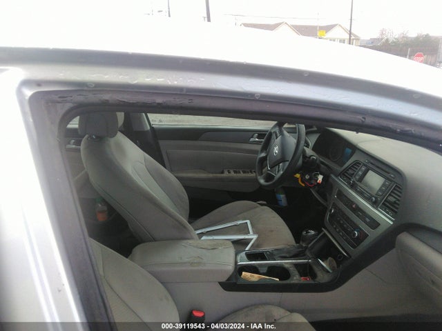Hyundai SONATA SE 2015 5NPE24AF8FH198770 Image 5
