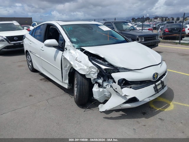 Toyota Prius Four 2018 JTDKARFU1J3062172 Image 6