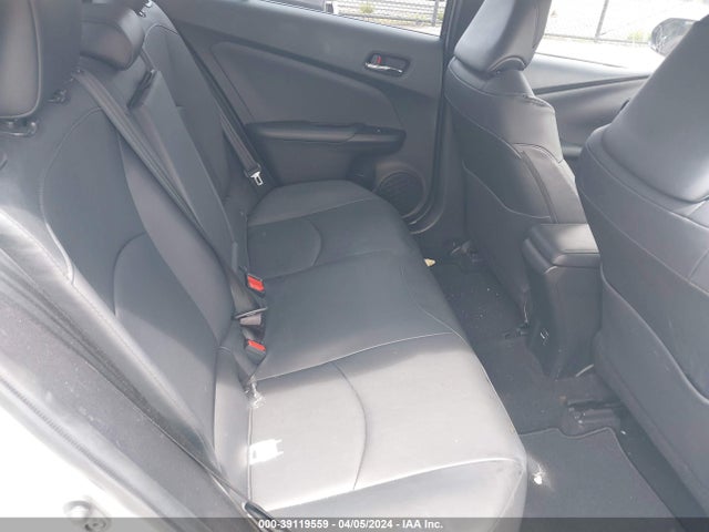 Toyota Prius Four 2018 JTDKARFU1J3062172 Image 8