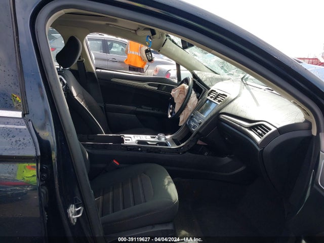 Ford FUSION SE 2020 3FA6P0HD6LR246199 Image 5