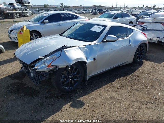 Nissan 370Z 2016 JN1AZ4EH1GM936795 Image 2