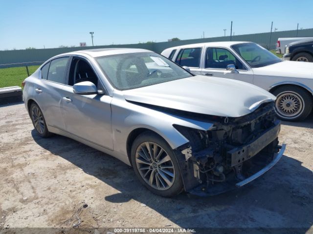 39119758 :رقم المزاد ، JN1EV7AP1JM366364 vin ، 2018 Infiniti Q50 3.0t Luxe مزاد بيع