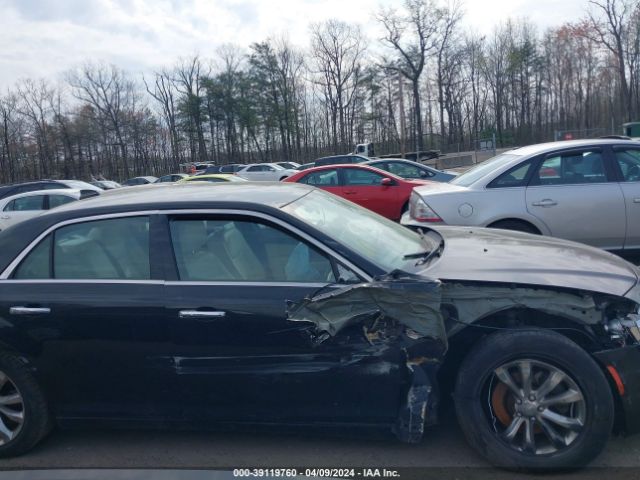 2C3CCAKG0JH165181 Chrysler 300 Limited Awd
