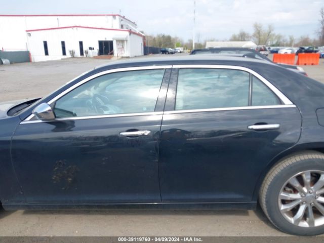 2C3CCAKG0JH165181 Chrysler 300 Limited Awd