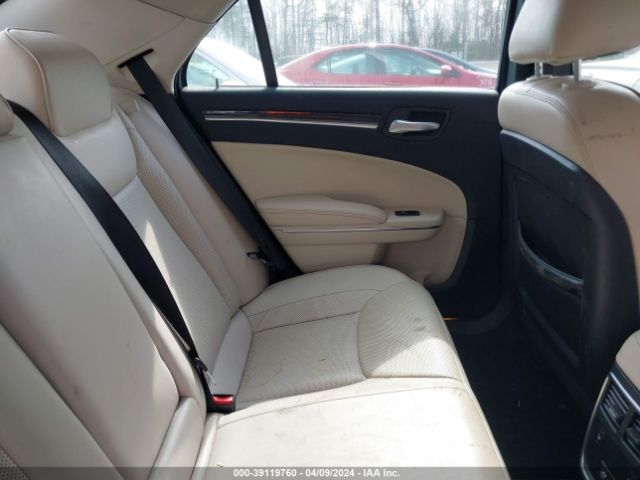 2C3CCAKG0JH165181 Chrysler 300 Limited Awd