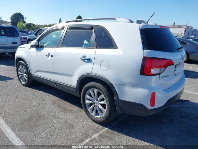 KIA SORENTO LX 2014 5XYKT4A61EG527959 Image 3